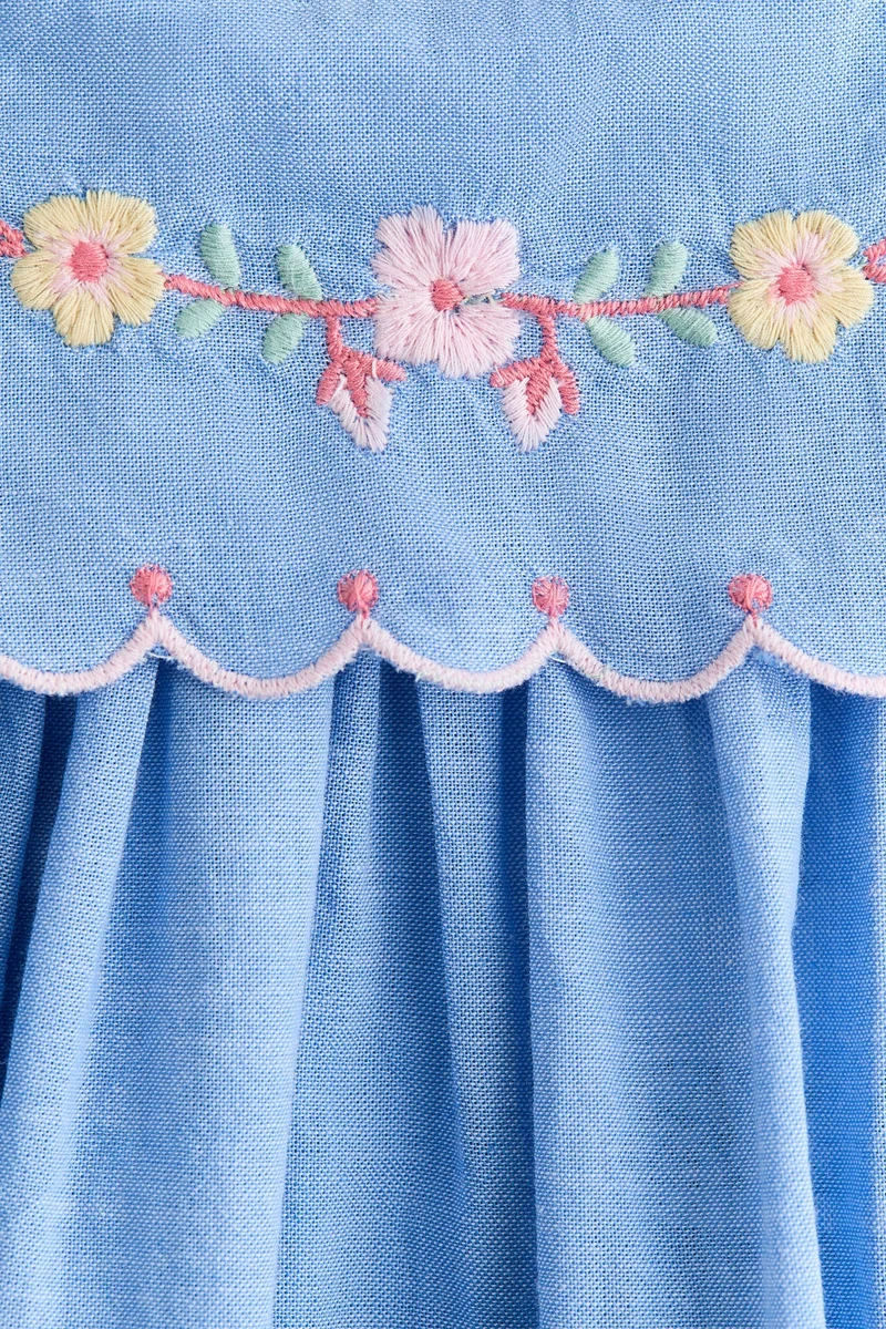 H&M Embroidered cotton dress